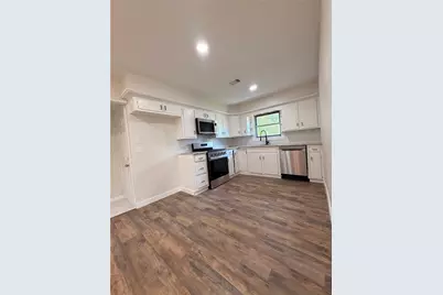 607 Pearl St Street, Baytown, TX 77520 - Photo 12