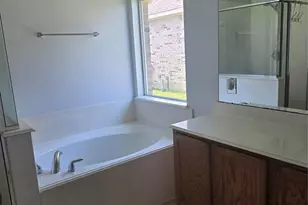 311 Burris Park Dr, Spring, TX 77373 - Photo 2
