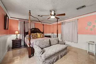 922 Peach Spring Dr, Houston, TX 77088 - Photo 12