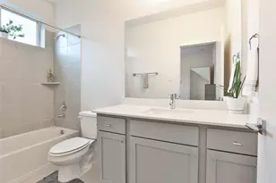 4815 Martin Oaks Ln, Houston, TX 77018 - Photo 6