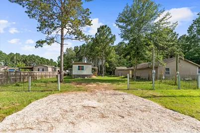 912 County Road 3479A, Cleveland, TX 77327 - Photo 2