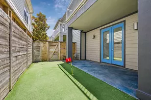 5802 Maxie St, Houston, TX 77007 - Photo 2