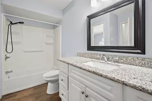 8100 Cambridge St, Houston, TX 77054 - Photo 12