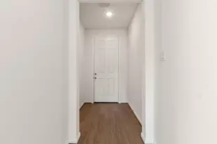 2725 Madison St, Seabrook, TX 77586 - Photo 8