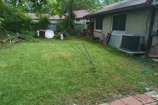 17211 Woodburn Dr Dr, Houston, TX 77049 - Photo 6