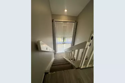 736 Country Place Drive #E, Houston, TX 77079 - Photo 14