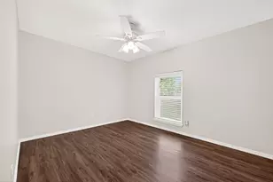 11202 Fleur Dr, Houston, TX 77065 - Photo 32