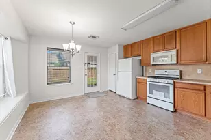 18310 Walden Gate Ln, Cypress, TX 77433 - Photo 8