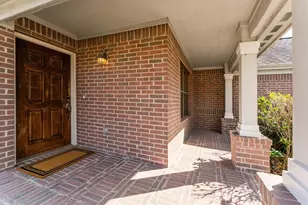 18310 Walden Gate Ln, Cypress, TX 77433 - Photo 4