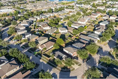 18310 Walden Gate Lane, Cypress, TX 77433 - Photo 22