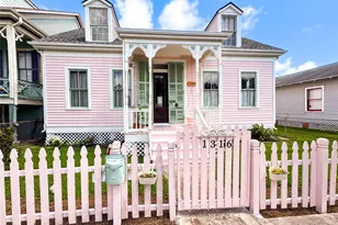 1316 Winnie St, Galveston, TX 77550 - Photo 1