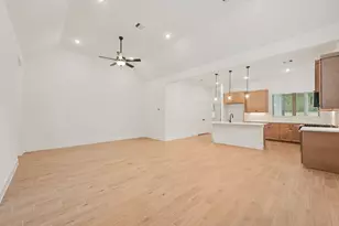 26249 E Outrider Banks Cir, Montgomery, TX 77316 - Photo 12