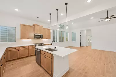 26249 E Outrider Banks Circle, Montgomery, TX 77316 - Photo 8