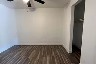 201 Eastwood St #S1, Houston, TX 77011 - Photo 14