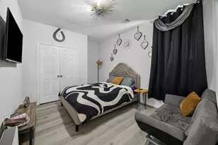 8308 James Franklin St, Houston, TX 77088 - Photo 12