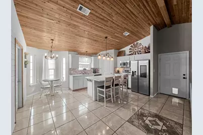 214 County Road 4632, Spurger, TX 77660 - Photo 10