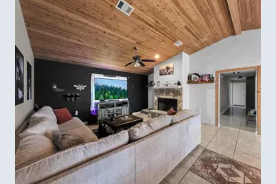 214 County Road 4632, Spurger, TX 77660 - Photo 8