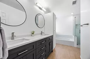 16423 Maple Downs Ln, Sugar Land, TX 77498 - Photo 18