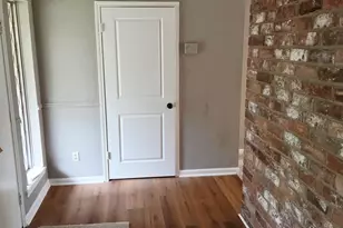6215 Bankside Dr, Houston, TX 77096 - Photo 2