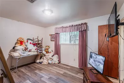 7726 Melanie Street, Houston, TX 77016 - Photo 12