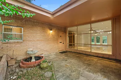 2927 Rockyridge Drive, Houston, TX 77063 - Photo 30