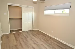 1725 Avenue O, Galveston, TX 77550 - Photo 14