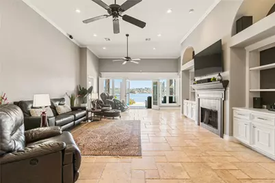 11 Villas Ways Drive, Conroe, TX 77356 - Photo 14