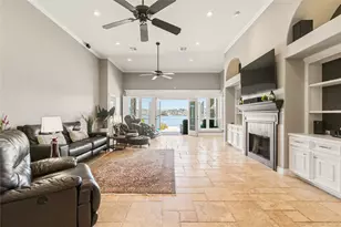 11 Villas Ways Dr, Conroe, TX 77356 - Photo 14