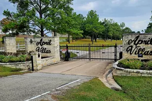 11 Villas Ways Dr, Conroe, TX 77356 - Photo 50