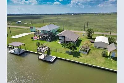 867 County Road 299, Sargent, TX 77414 - Photo 26