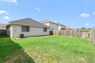 2746 Grahamwood Ln, Houston, TX 77047 - Photo 18