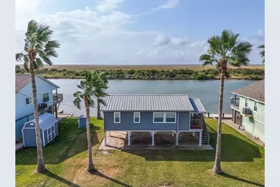 73 Fm-2031, Matagorda, TX 77457 - Photo 1
