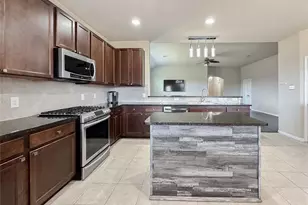 332 Country Crossing Cir, Magnolia, TX 77354 - Photo 6