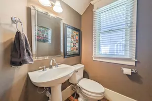 1126 W 17th St, Houston, TX 77008 - Photo 10