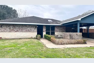 6335 Tall Willow Drive, Houston, TX 77088 - Photo 24