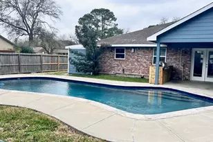 6335 Tall Willow Dr, Houston, TX 77088 - Photo 4