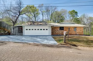 1112 Swanson Dr, Palestine, TX 75801 - Photo 28