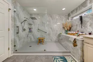 228 S Amherst Dr, West Columbia, TX 77486 - Photo 22