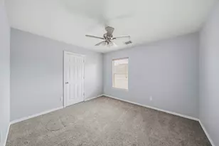 13306 Hickory Springs Ln, Pearland, TX 77584 - Photo 10