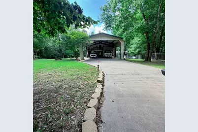 149 S Dove, Livingston, TX 77351 - Photo 1