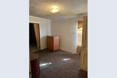 4622 Russell Street, Houston, TX 77026 - Photo 8