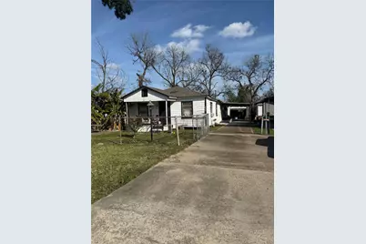 4622 Russell Street, Houston, TX 77026 - Photo 1