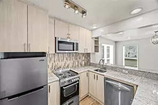 1716 Maryland St, Houston, TX 77006 - Photo 6