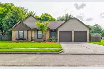 421 Indianmeadow Drive, League City, TX 77573 - Photo 1