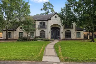 12018 Surrey Ln, Bunker Hill Village, TX 77024 - Photo 1