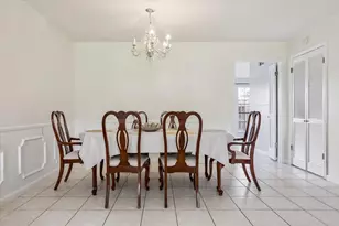 6517 Wanda Ln, Houston, TX 77074 - Photo 8