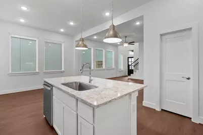 10126 Palm Springs Place, Iowa Colony, TX 77583 - Photo 14