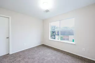 15734 Briargate Ct, Houston, TX 77489 - Photo 4