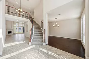 27707 Lodgemist Ct, Katy, TX 77494 - Photo 2