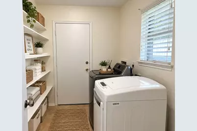 8831 Hendon Ln, Houston, TX 77036 - Photo 18